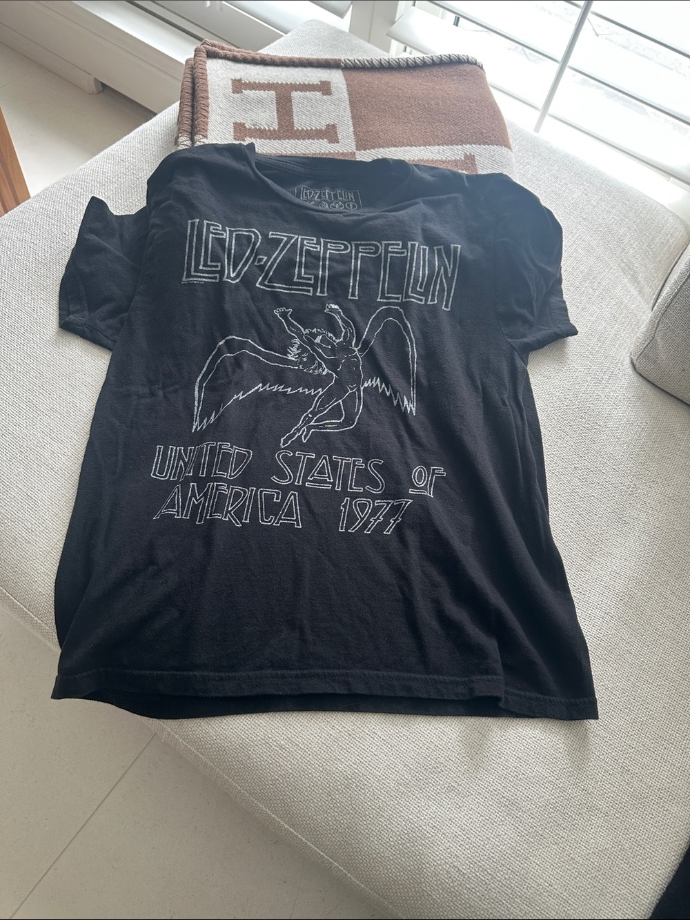 Led Zeppelin Black Graphic Tee - Vintage Tour Style